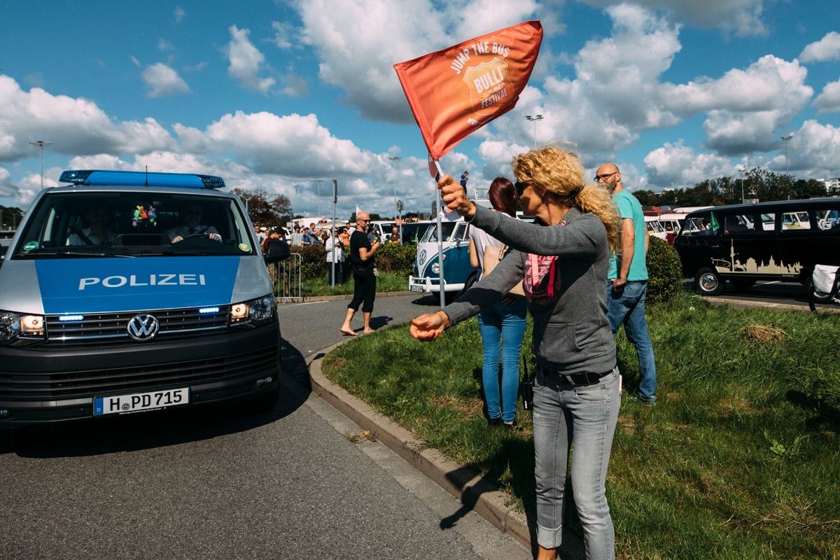 JUMP THE BUS - your Bulli, your convoy